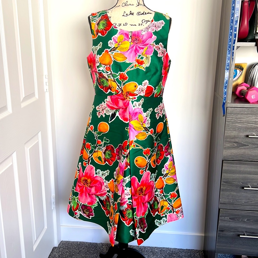 Talbots Sz 10 Green ALine Sleveless Womens Dress Floral Fruit Tea Garden Party